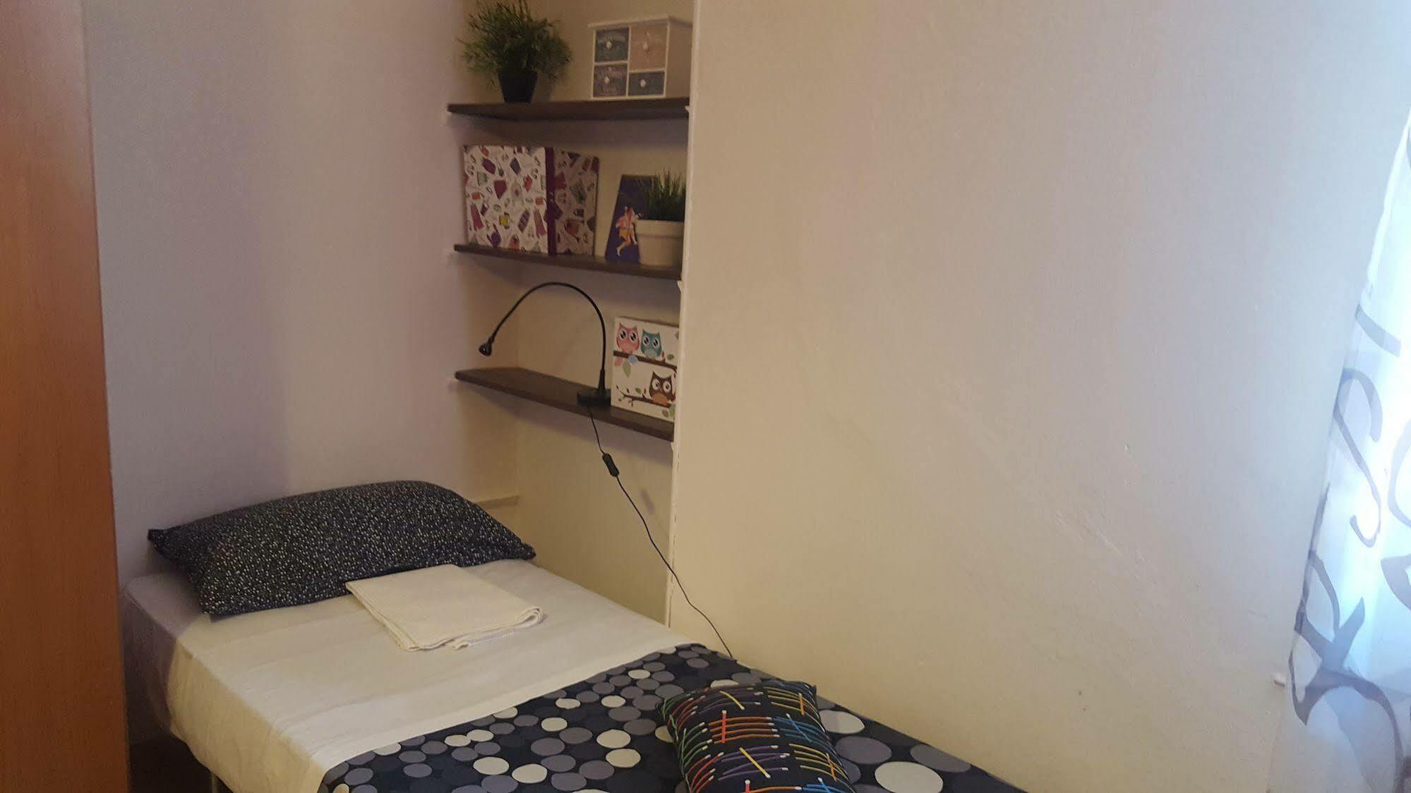 Stazione Centrale Bed and Breakfast Bologna Esterno foto